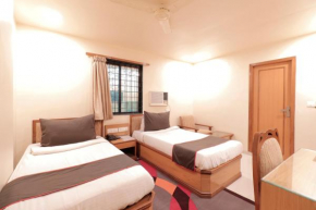 OYO 78661 Collection O Ashram Road